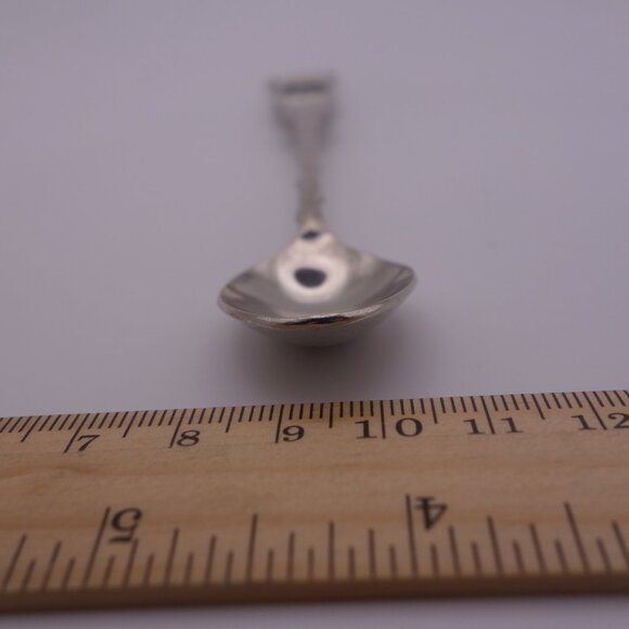 La Rochelle Souvenir Spoon - Picture 16 of 16